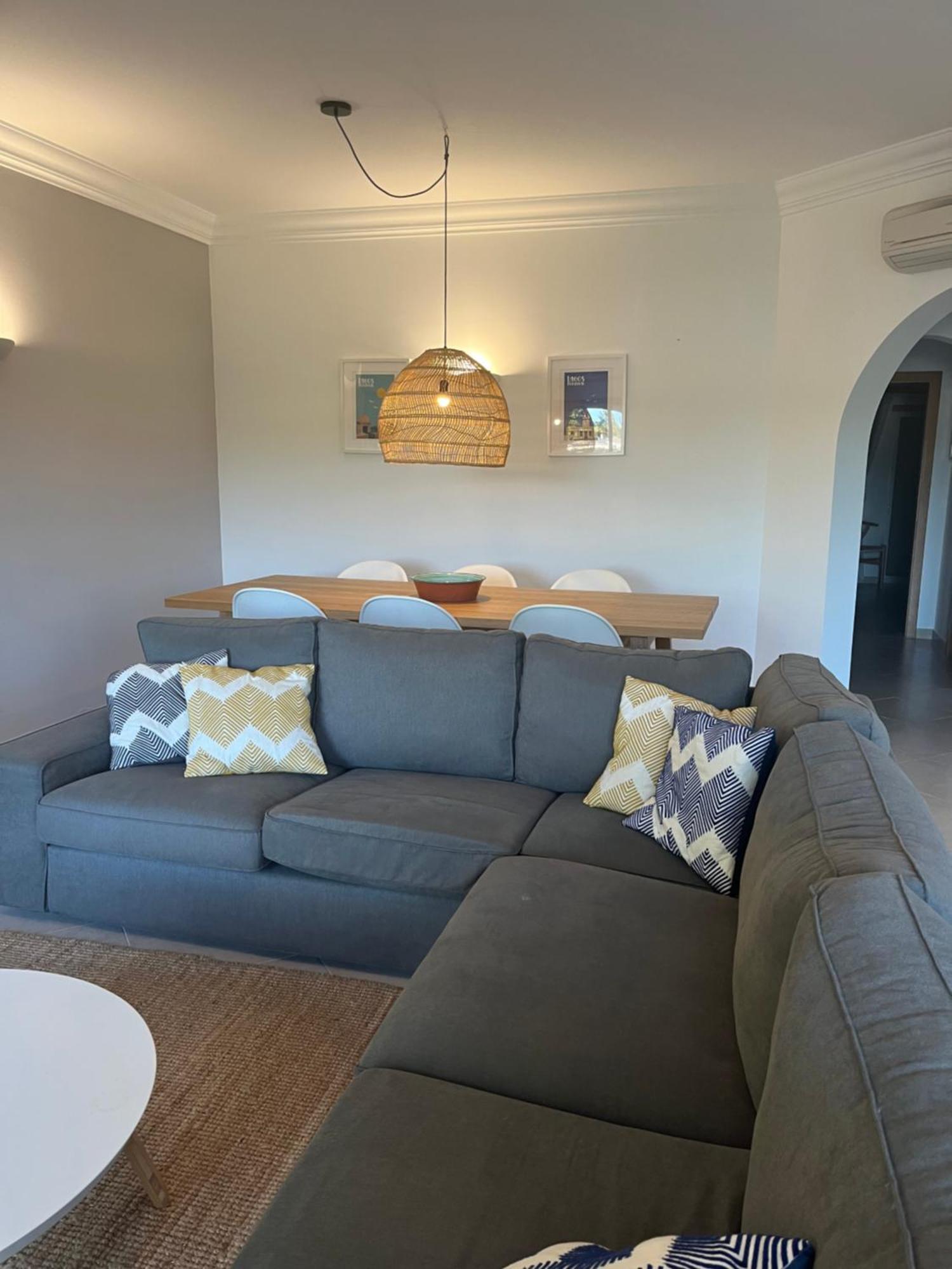 Luxury Apartment With Free Use Of Pool, Gym And Spa 라고스 외부 사진